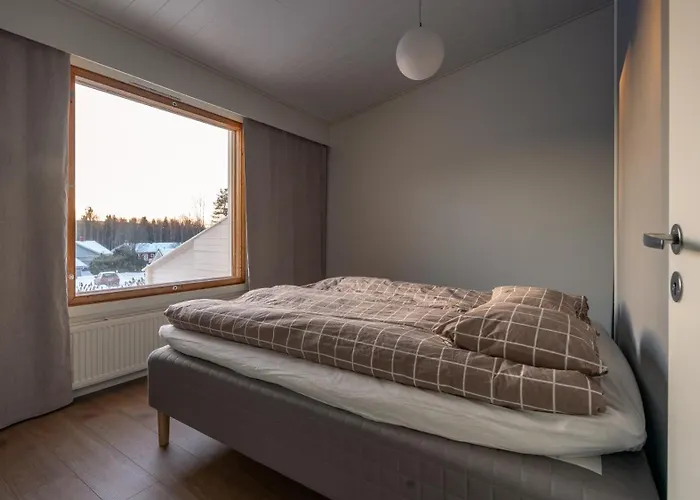 Cozy Arctic Circle *